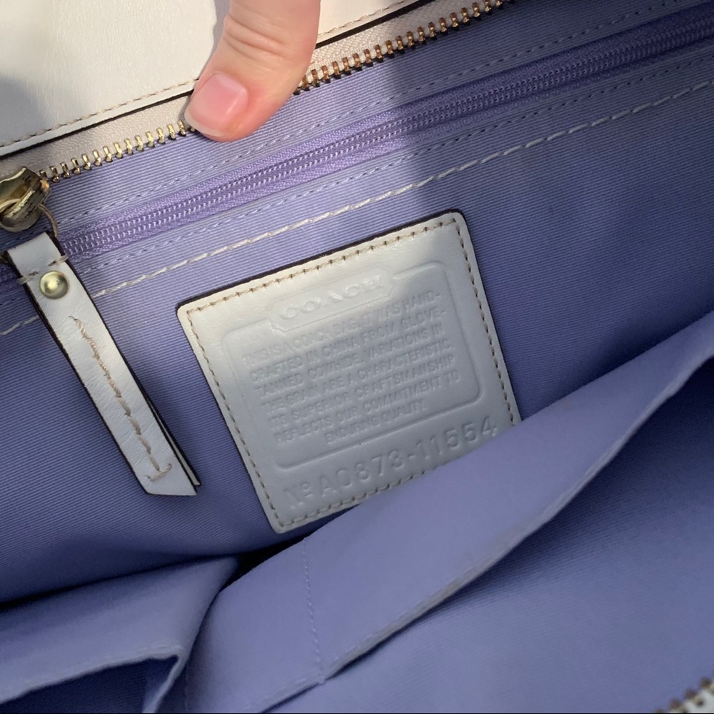 Coach purse - Picture 12 of 12